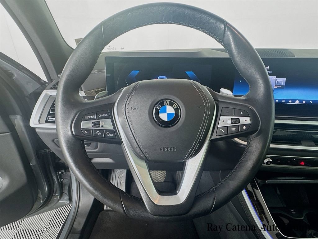 Used 2024 BMW X5 xDrive40i AWD/4WD image 11