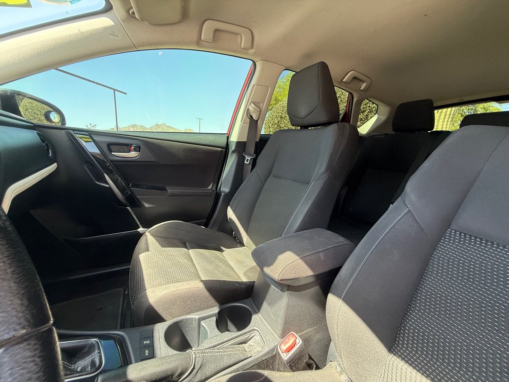 Used 2017 Toyota Corolla iM FWD image 11