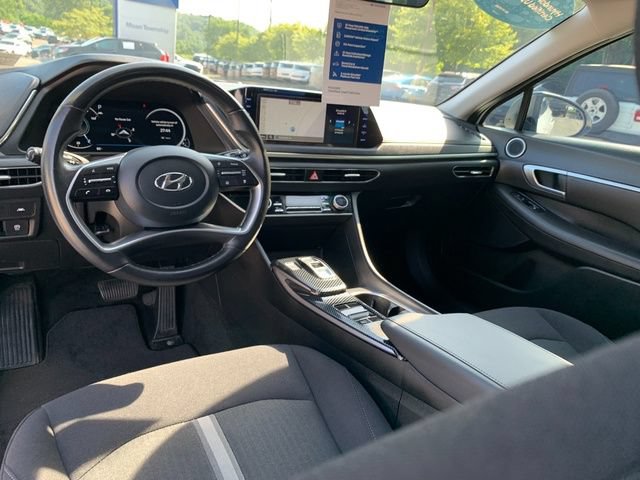 Certified 2023 Hyundai Sonata SEL w/ Convenience Package FWD image 18