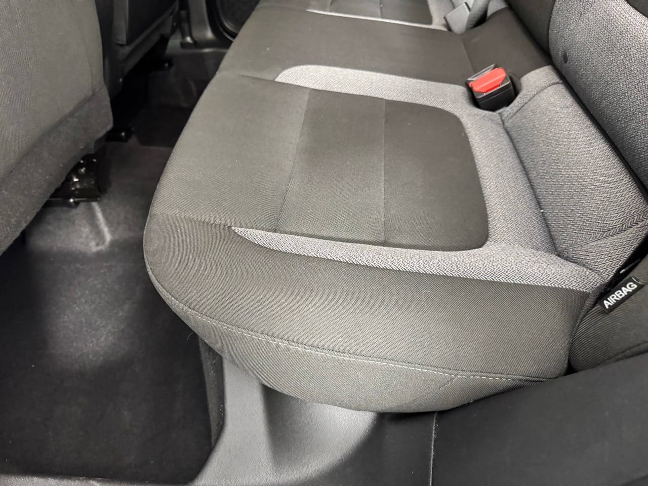 Used 2025 Chevrolet TrailBlazer LT AWD/4WD image 30