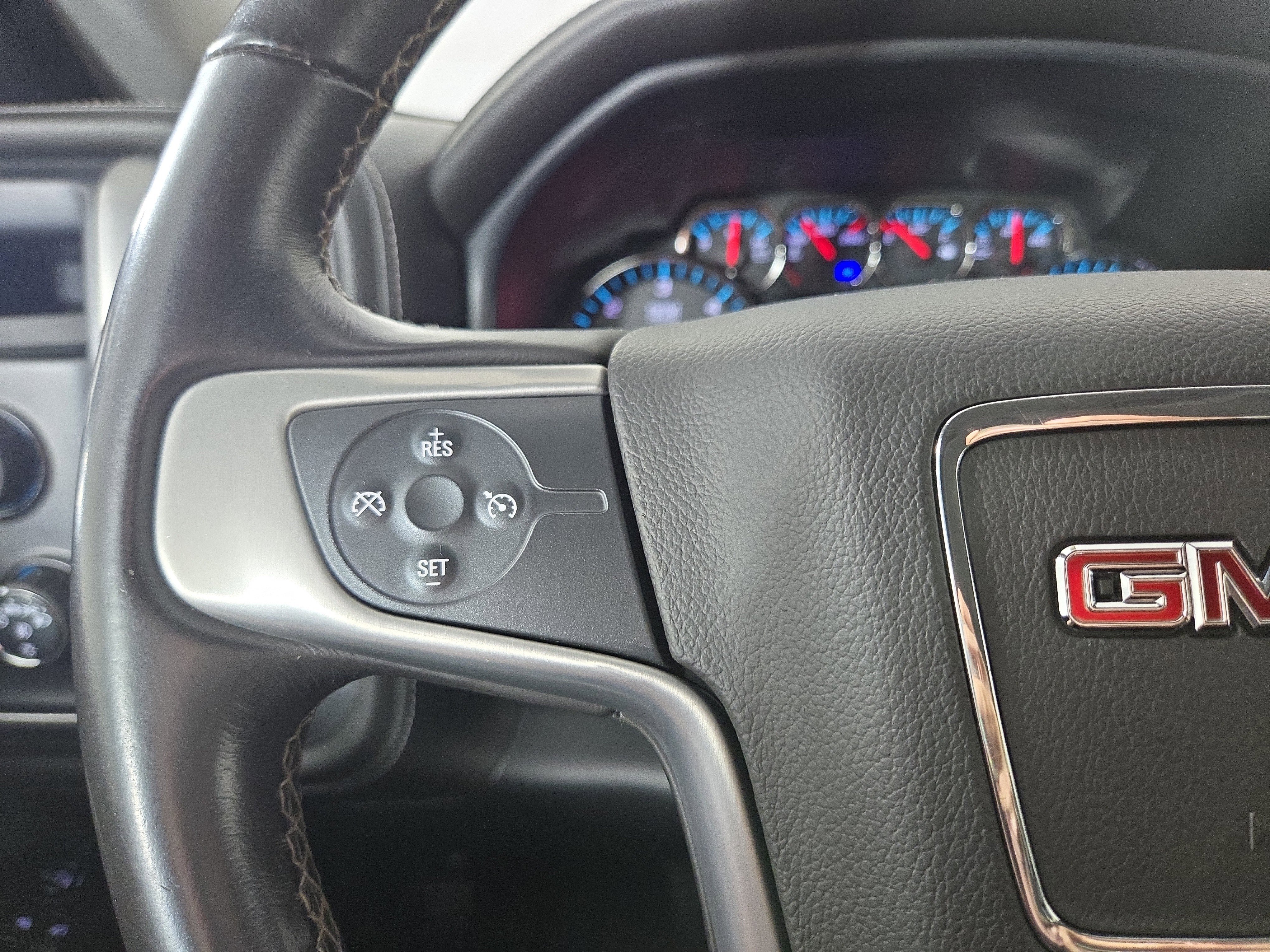Used 2017 GMC Sierra 1500 SLT w/ Suspension Package, Off-Road AWD/4WD image 15