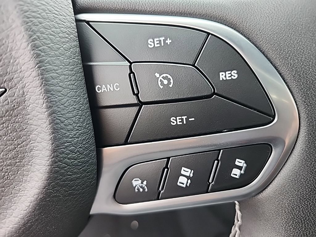 New 2026 Chrysler Pacifica Select image 28
