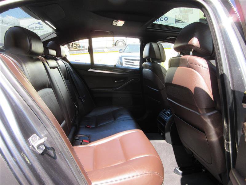 Used 2016 BMW 550i Sedan RWD image 26