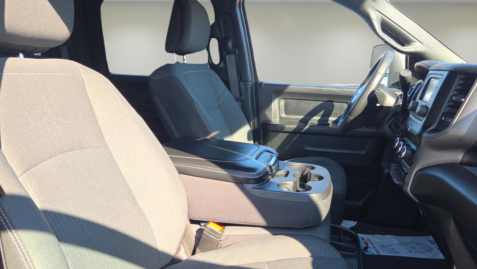 Used 2024 RAM 3500 Tradesman w/ Chrome Appearance Group image 16