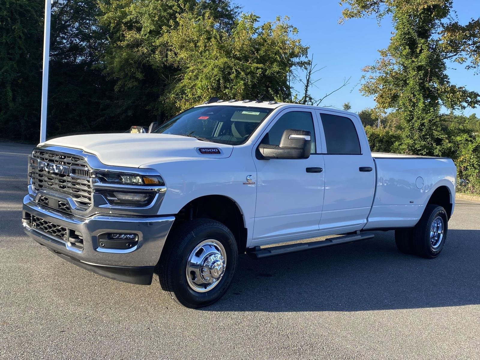 New 2026 RAM 3500 Tradesman image 3