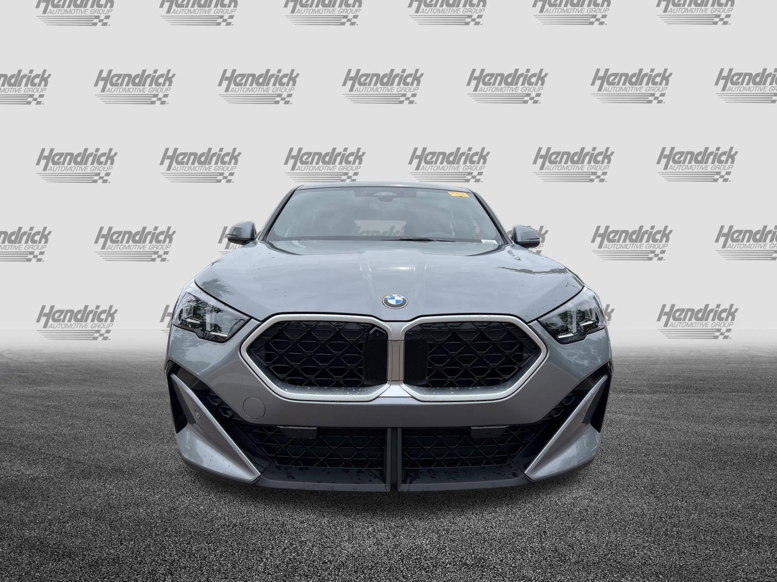 Certified 2025 BMW X2 xDrive28i AWD/4WD image 3