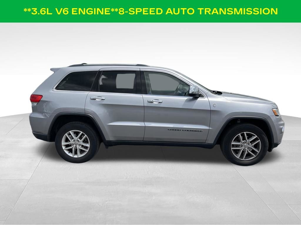Used 2018 Jeep Grand Cherokee Laredo AWD/4WD image 6