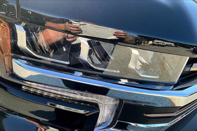 Used 2022 Chevrolet Silverado 1500 High Country w/ Technology Package image 33