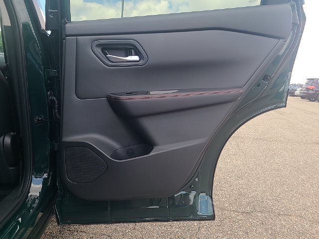 New 2026 Nissan Rogue SV AWD/4WD image 25