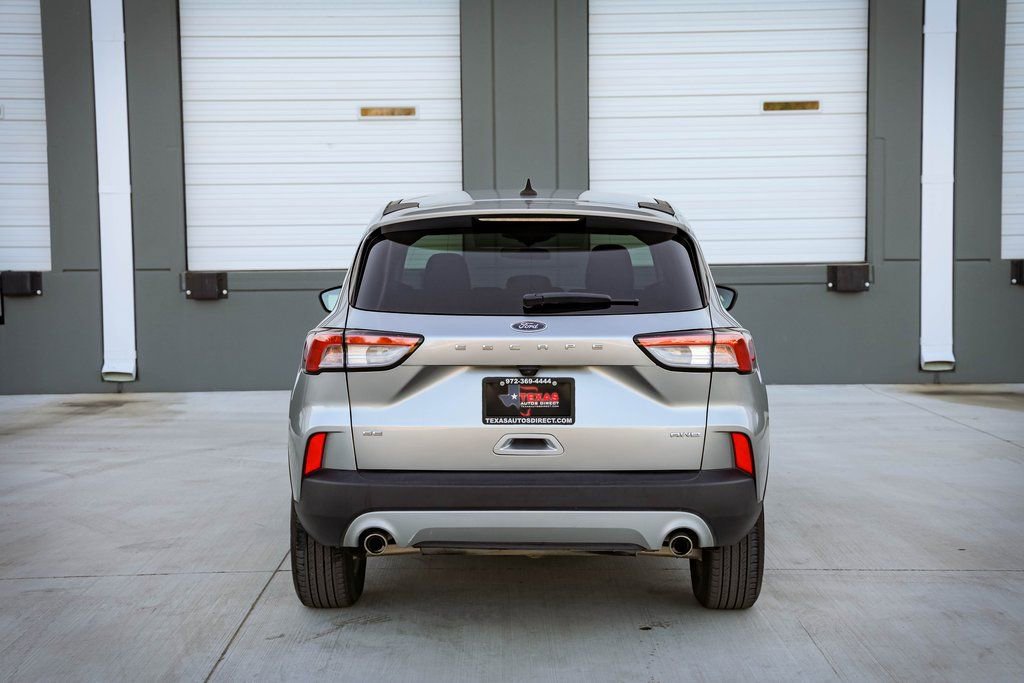 Used 2022 Ford Escape SE w/ Cold Weather Package AWD/4WD image 6