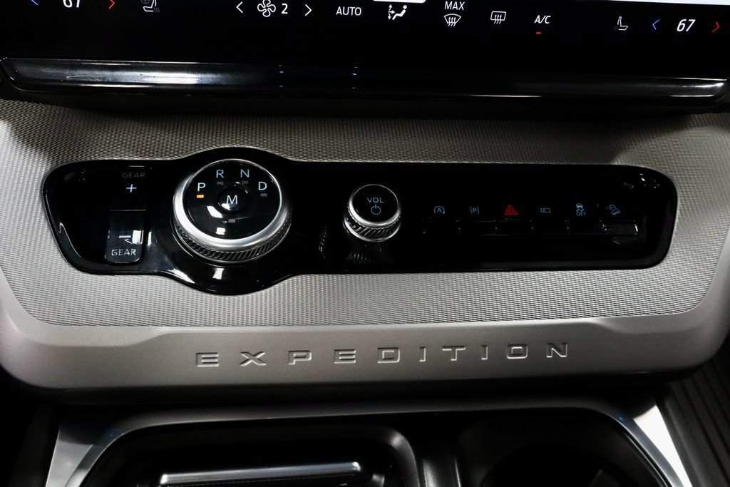 Used 2026 Ford Expedition Max Active AWD/4WD image 30