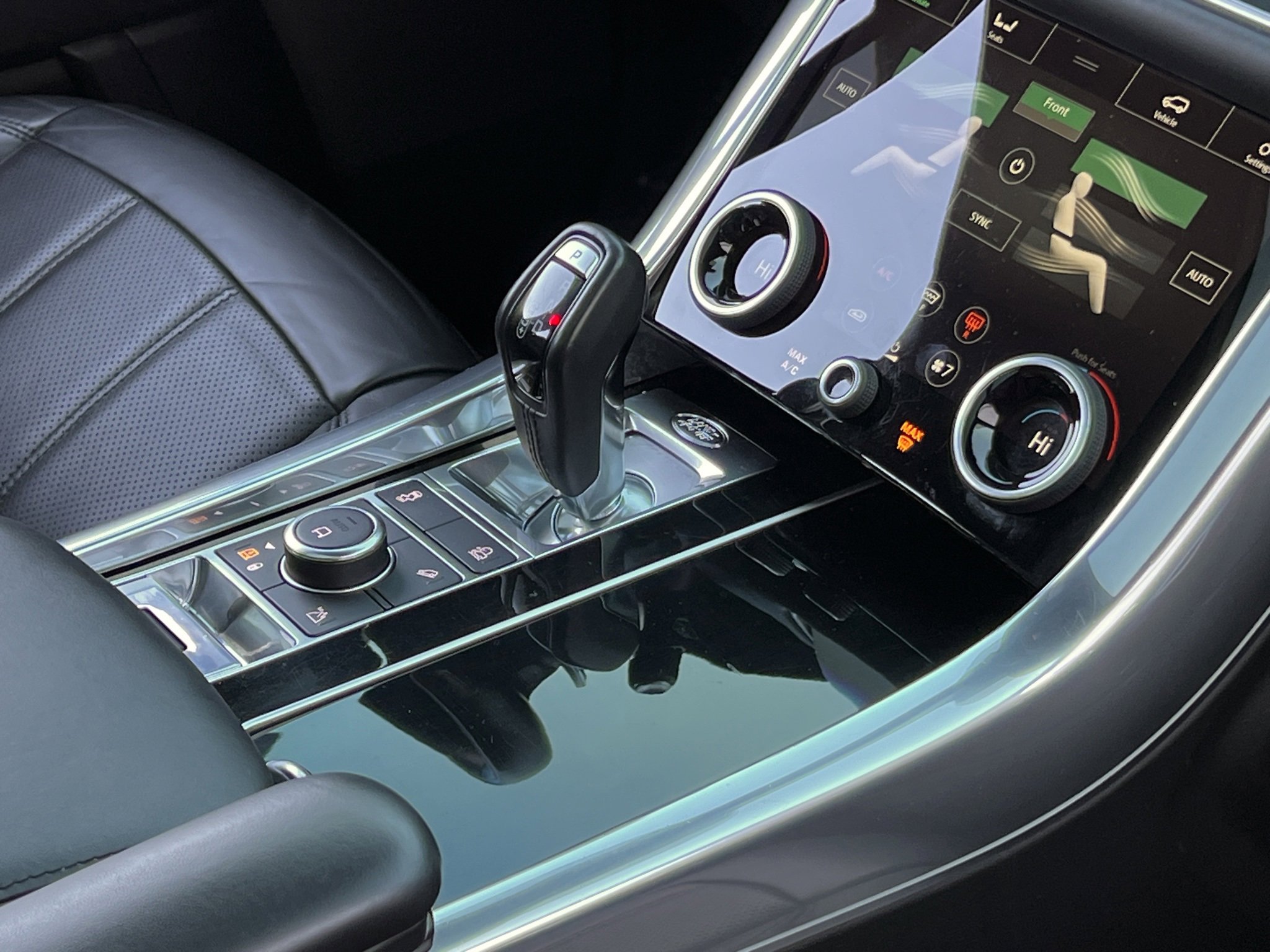 Used 2020 Land Rover Range Rover Sport HSE Dynamic image 36