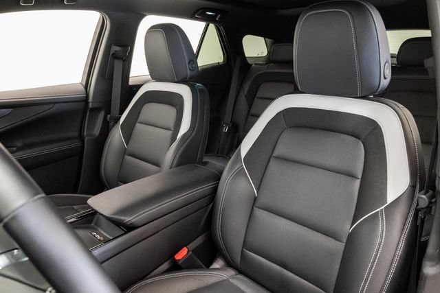 Used 2024 Chevrolet Blazer EV LT AWD/4WD image 9