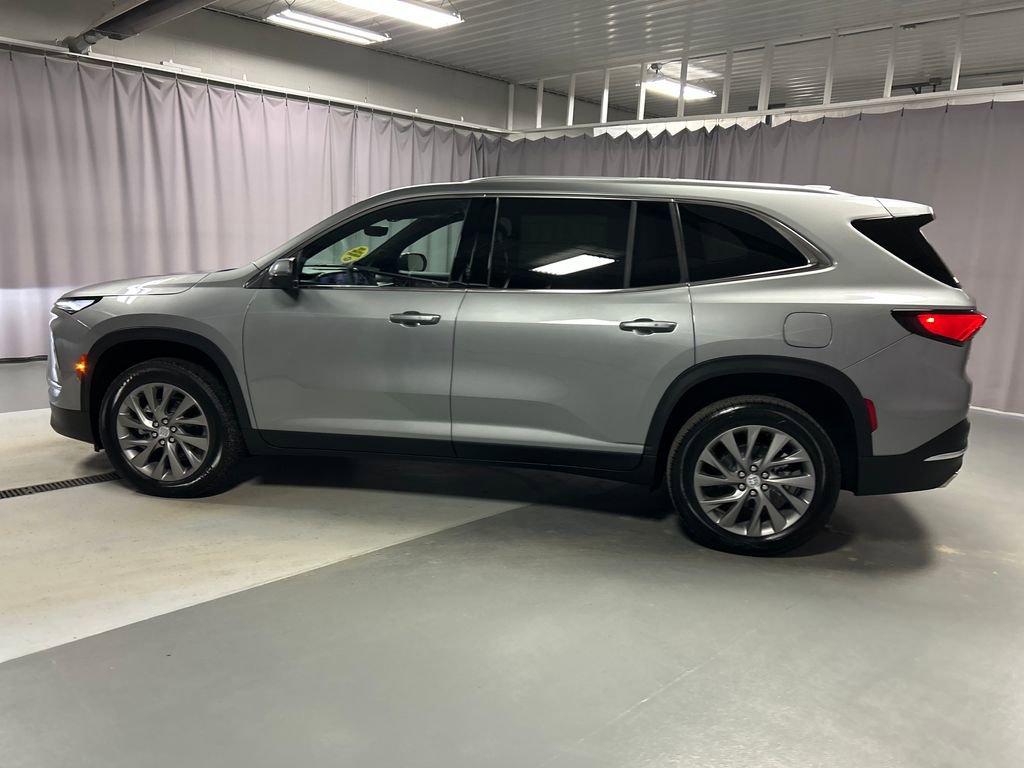 New 2026 Buick Enclave Preferred image 4