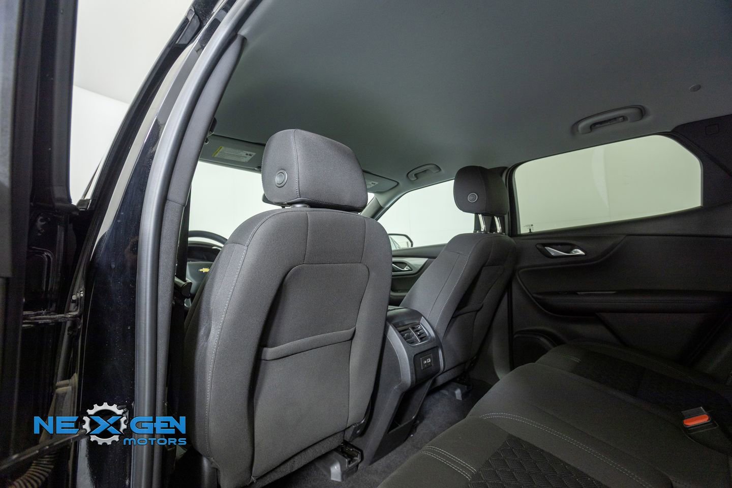 Used 2020 Chevrolet Blazer LT FWD image 24