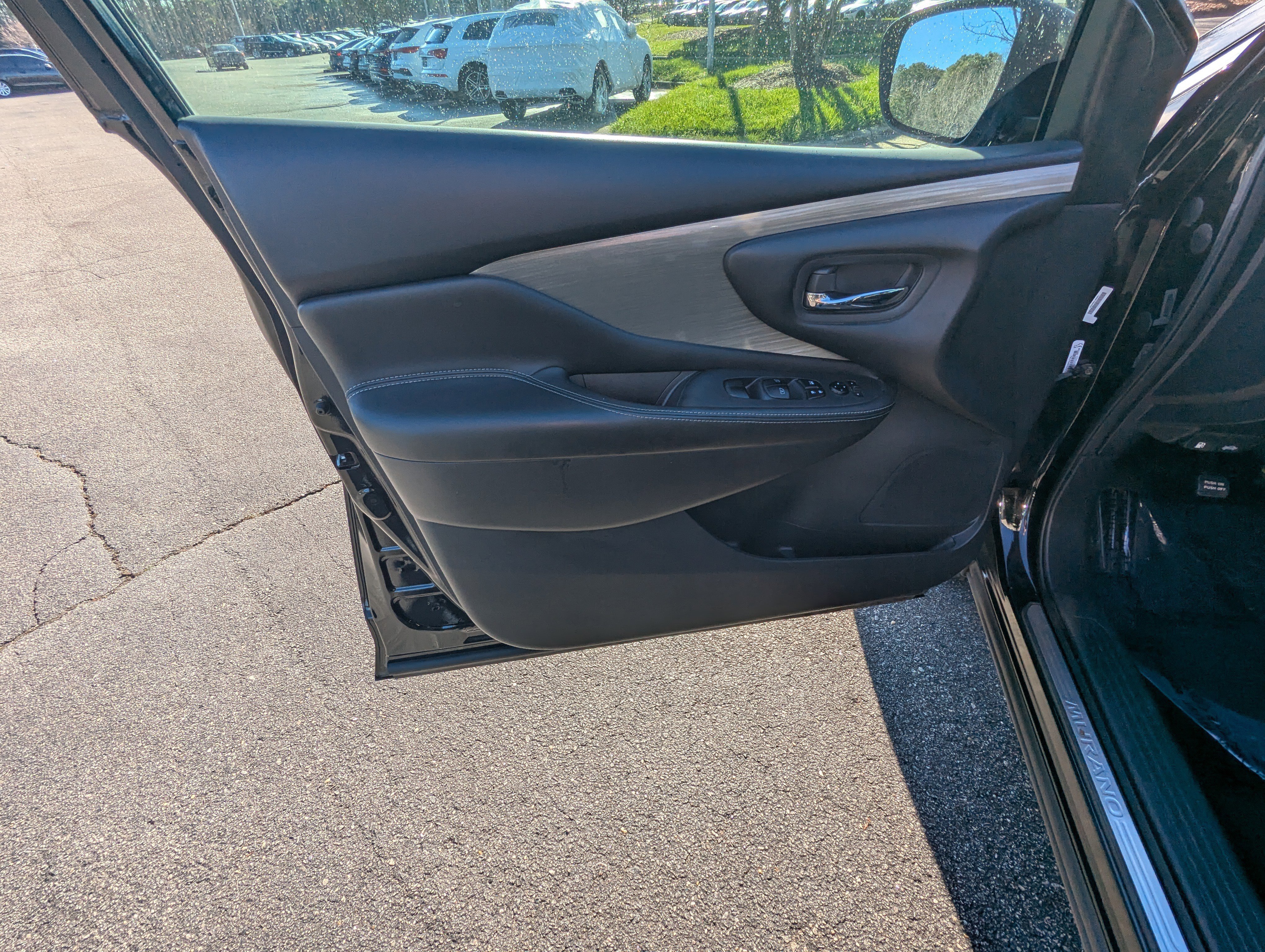 Used 2017 Nissan Murano SV image 15