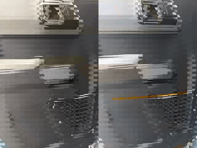 Used 2021 Ford Bronco Badlands image 14