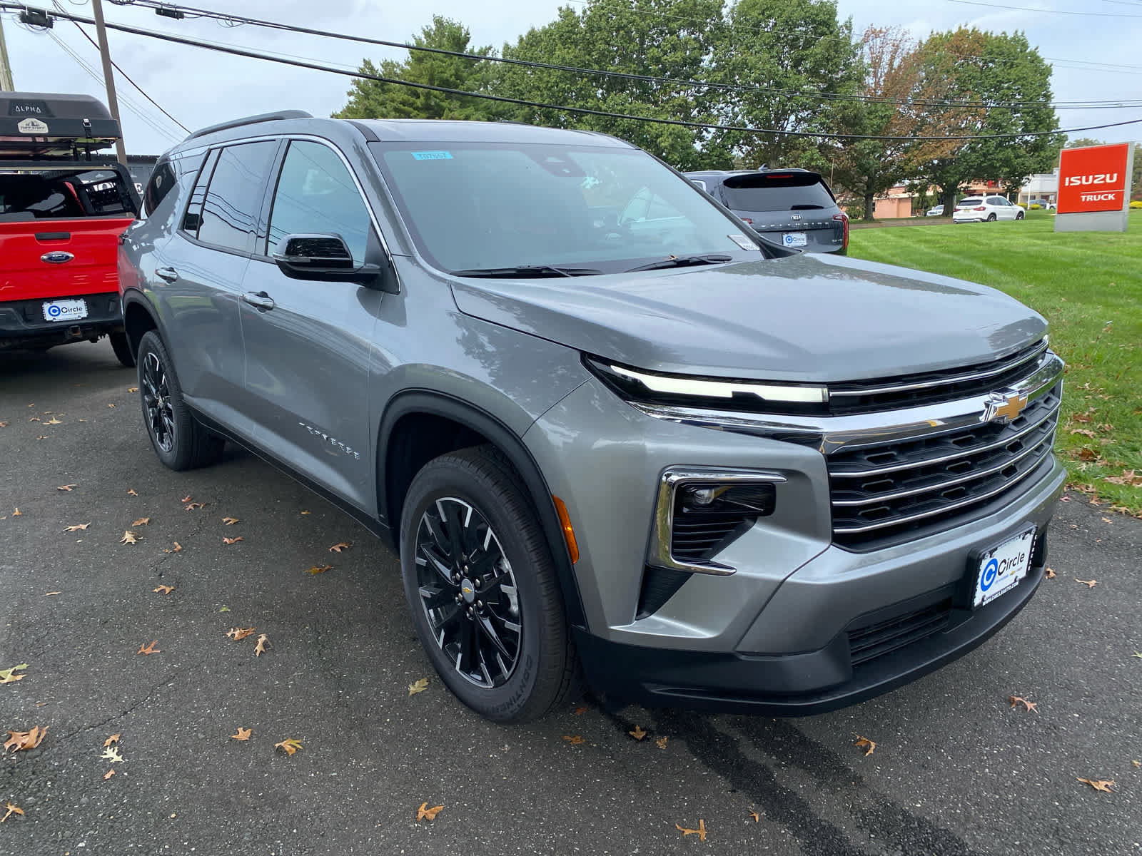 New 2025 Chevrolet Traverse LT w/ Sun and Wheel Package
