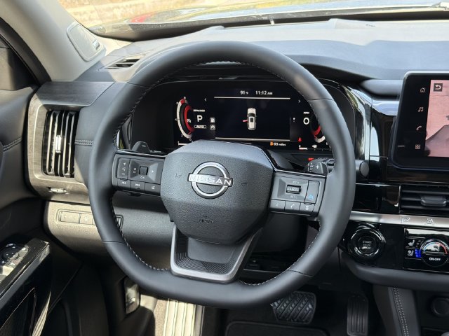 New 2026 Nissan Pathfinder Platinum AWD/4WD image 27