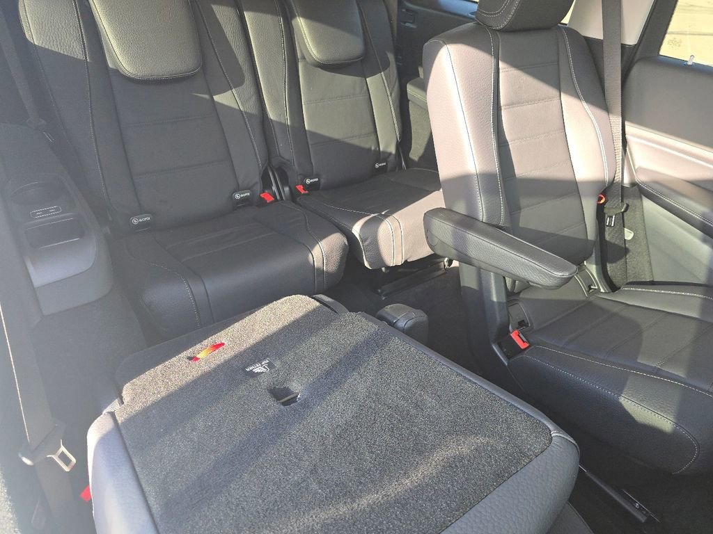 New 2026 Mercedes-Benz GLS 450 4MATIC image 22