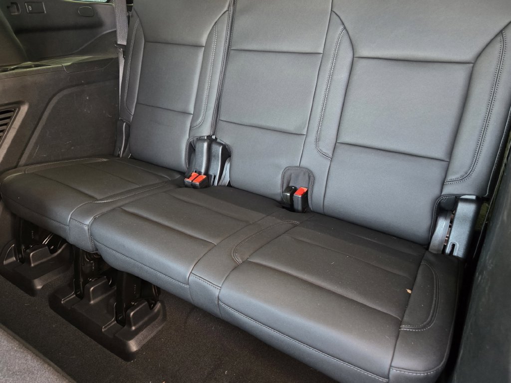 Used 2025 Chevrolet Tahoe LT RWD image 31