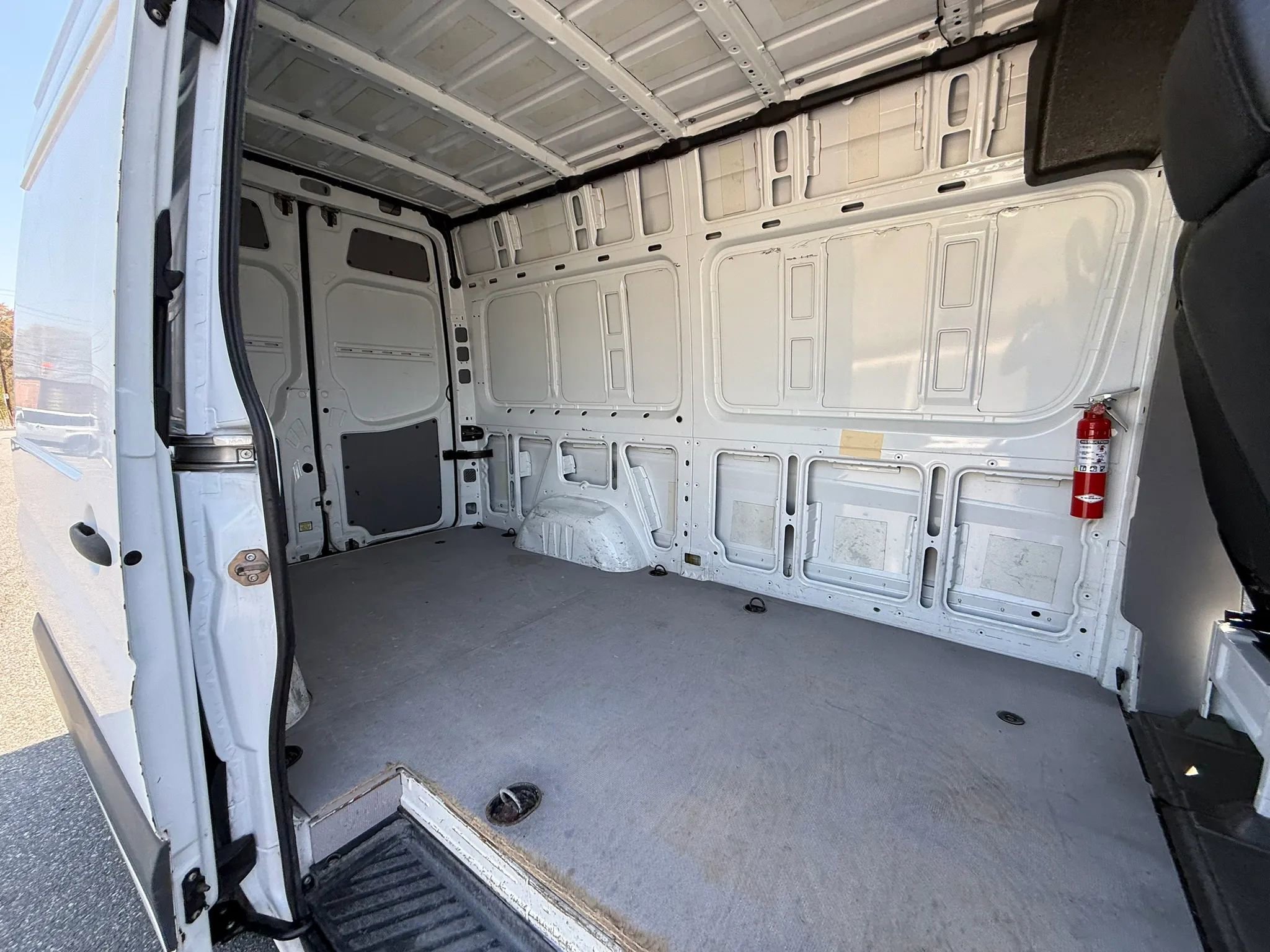 Used 2007 Dodge Sprinter 2500 image 21