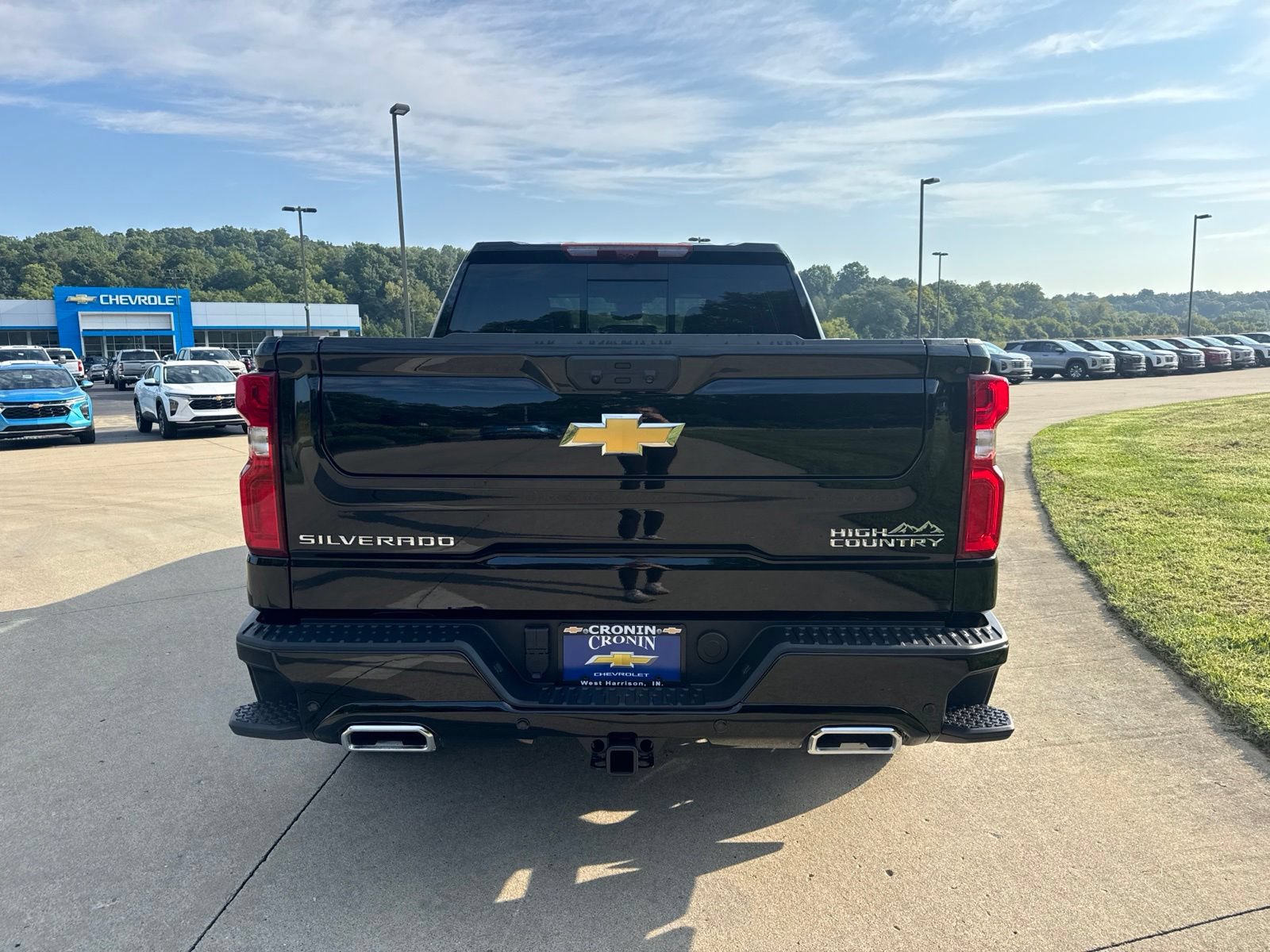New 2026 Chevrolet Silverado 1500 High Country w/ High Country Premium Package AWD/4WD image 5