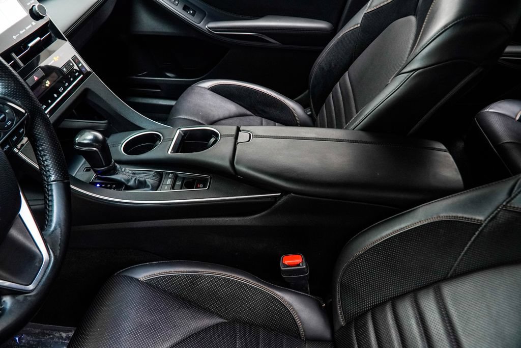 Used 2020 Toyota Avalon Touring w/ All Weather Liner Package FWD image 19