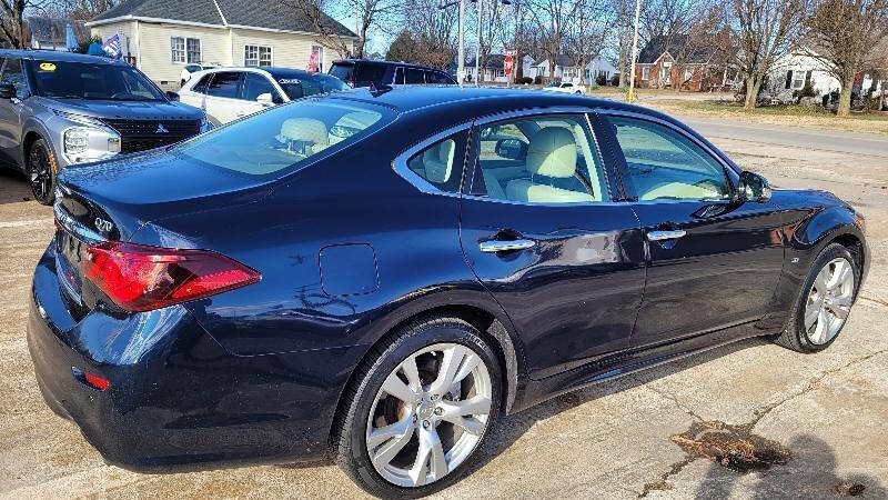 Used 2015 INFINITI Q70 3.7 w/ Technology Package AWD/4WD image 6