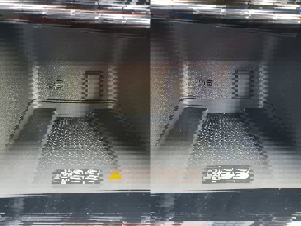 New 2026 Chevrolet Traverse LT w/ Midnight/Sport Edition image 23