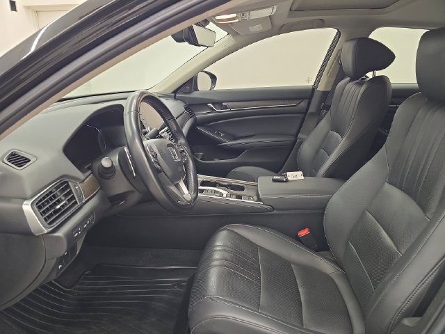 Used 2022 Honda Accord Touring image 19