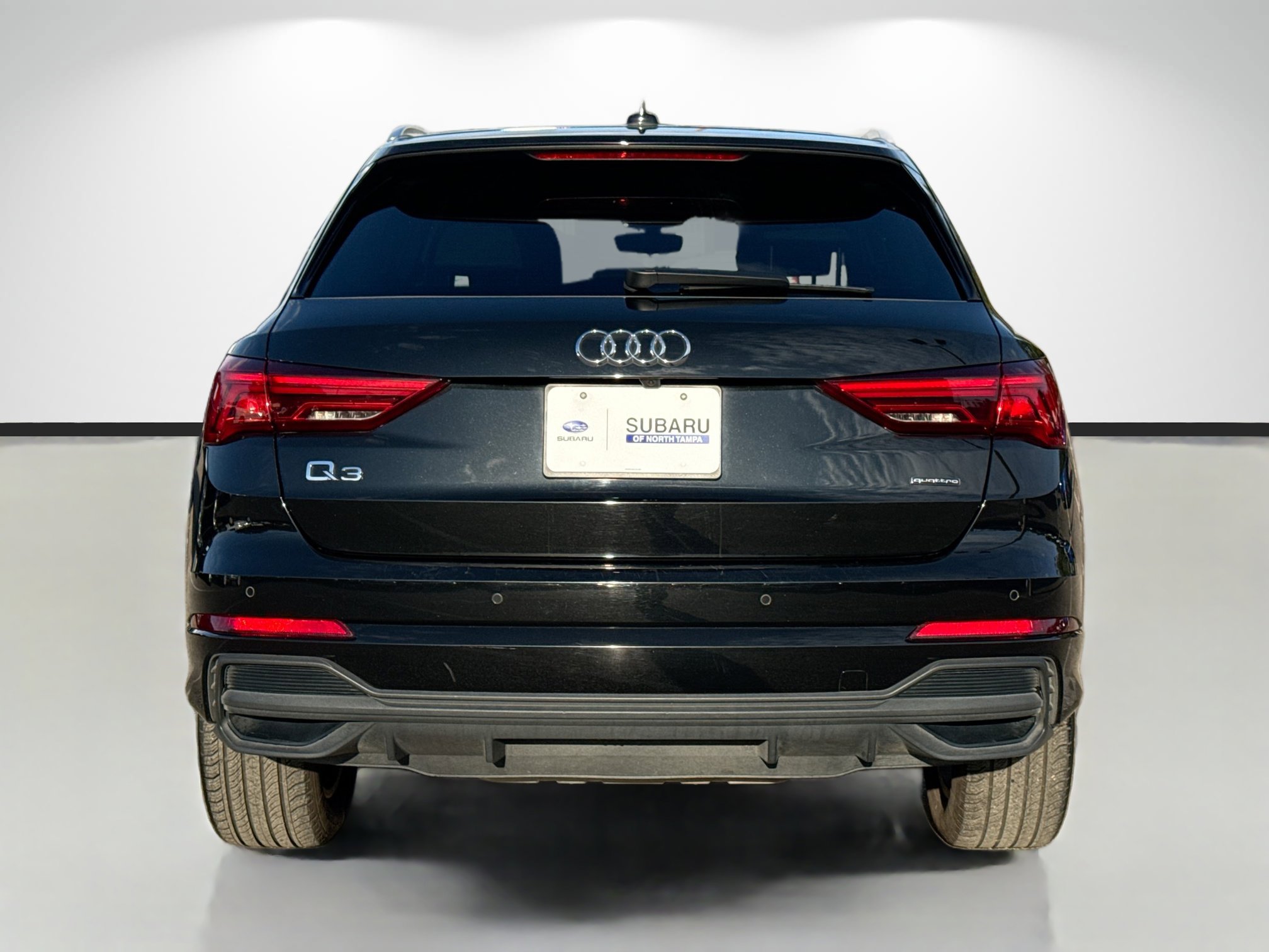 Used 2025 Audi Q3 2.0T Premium image 4