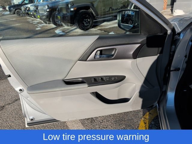 Used 2014 Honda Accord LX image 13