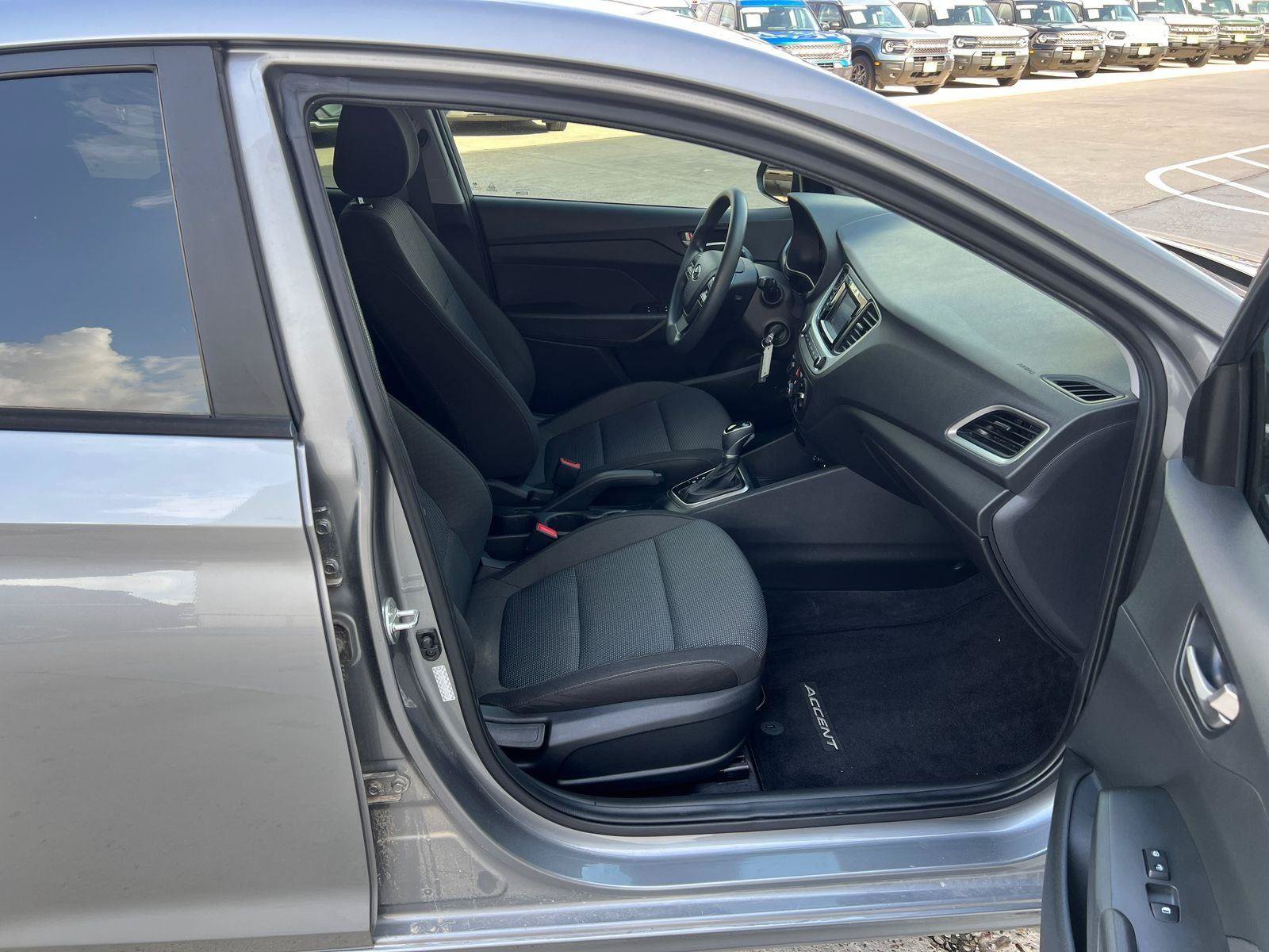 Used 2022 Hyundai Accent SE FWD image 16
