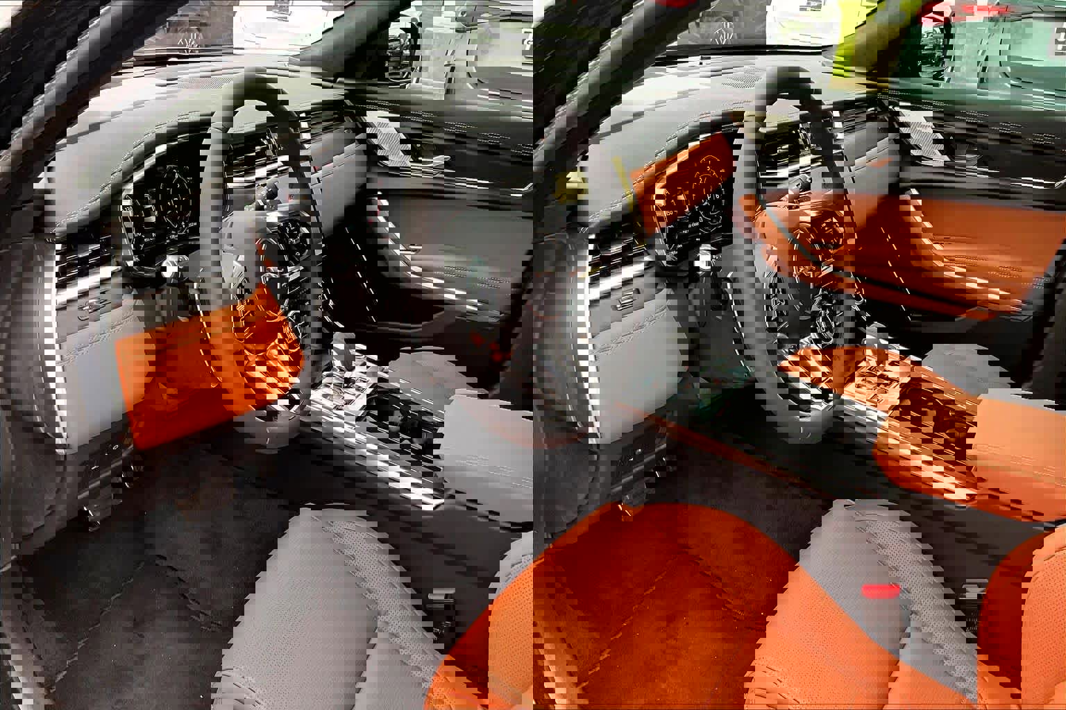 Used 2024 Jaguar XF R-Dynamic SE AWD/4WD image 17