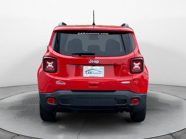 Used 2020 Jeep Renegade Latitude image 4