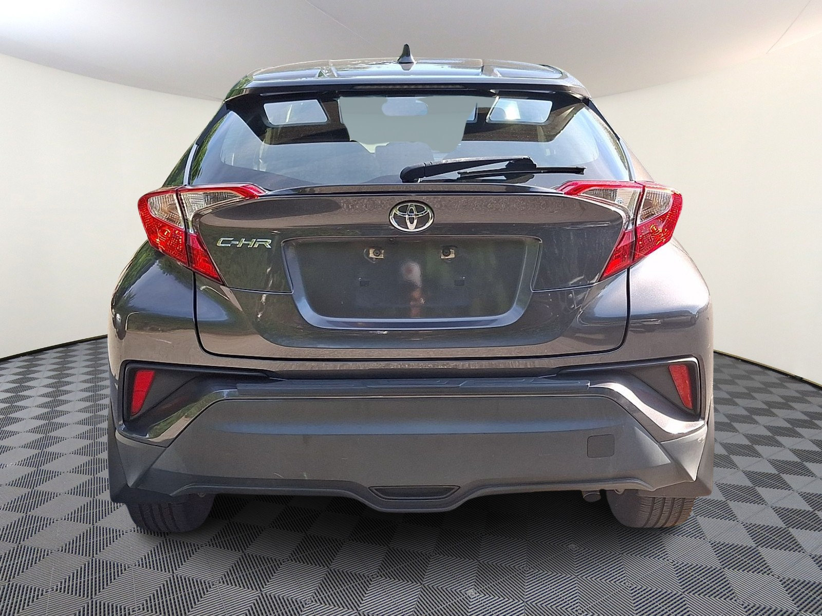 Certified 2021 Toyota C-HR LE FWD image 5