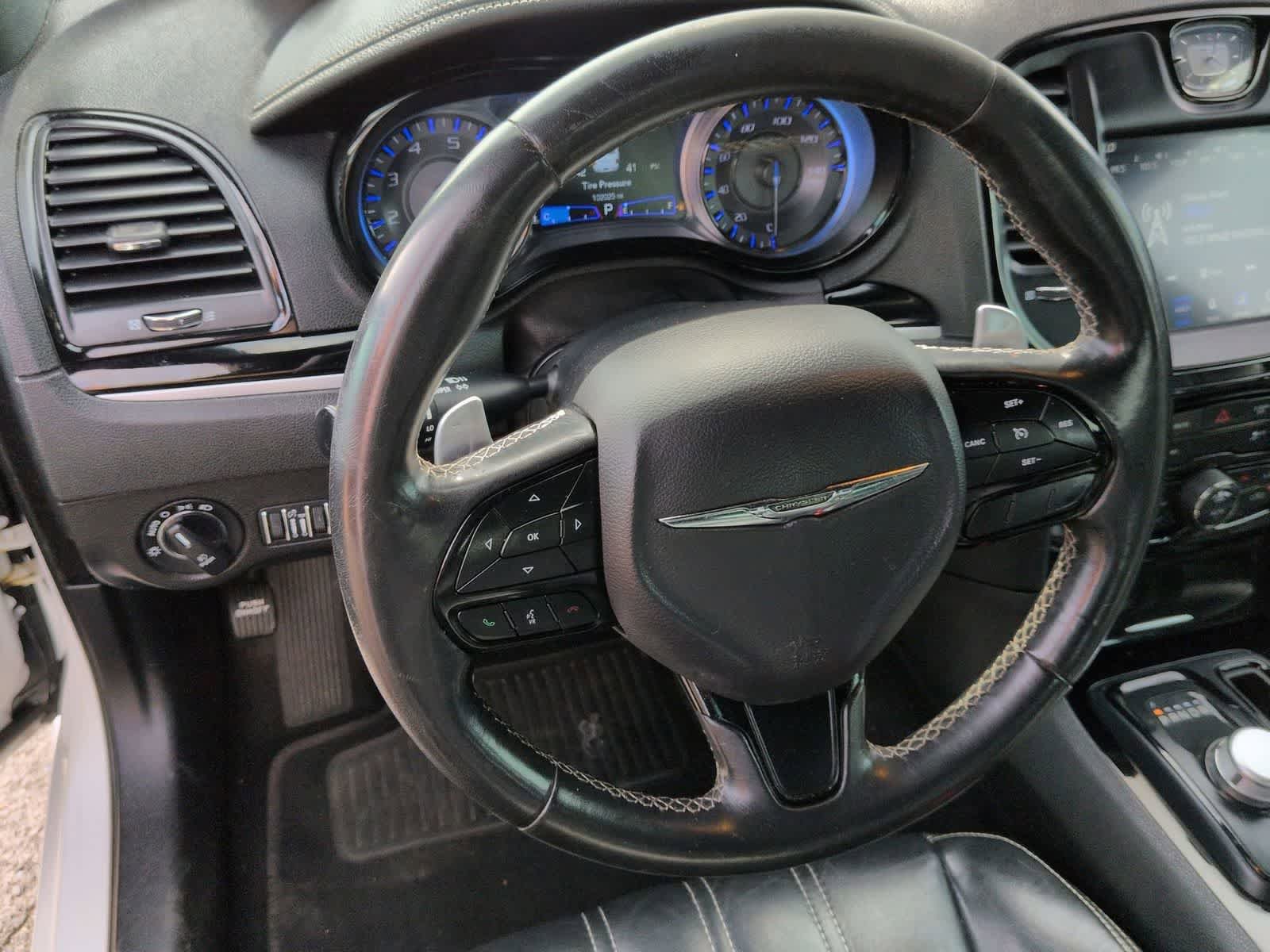 Used 2019 Chrysler 300 S RWD image 22