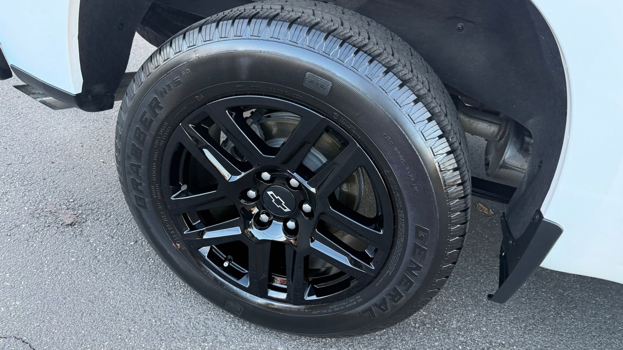 Used 2023 Chevrolet Silverado 1500 Custom image 26