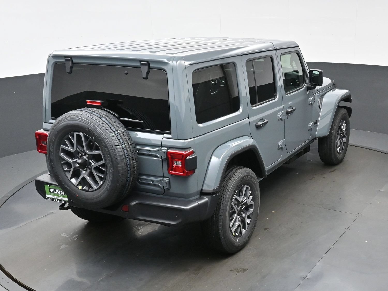 New 2026 Jeep Wrangler Unlimited Sahara w/ Safety Group AWD/4WD image 25