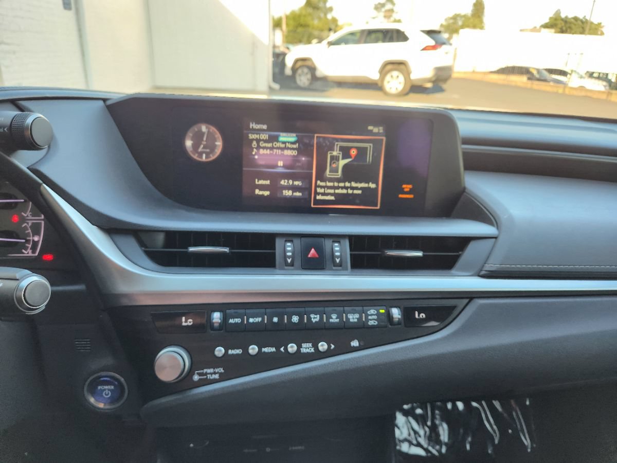Used 2021 Lexus ES 300h w/ Accessory Package 2 FWD image 16