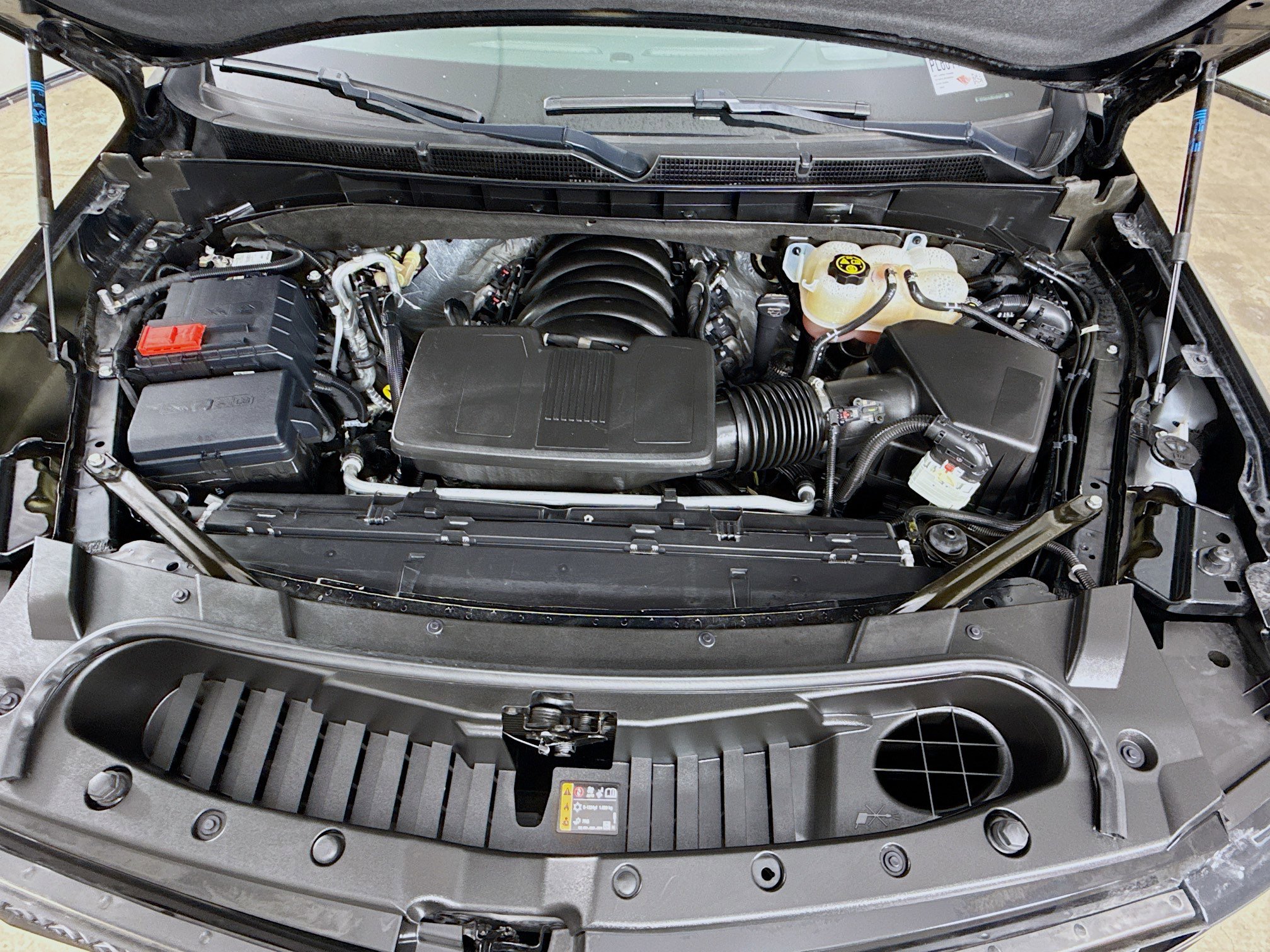 Used 2023 Cadillac Escalade Sport w/ LPO, ONYX Package AWD/4WD image 33