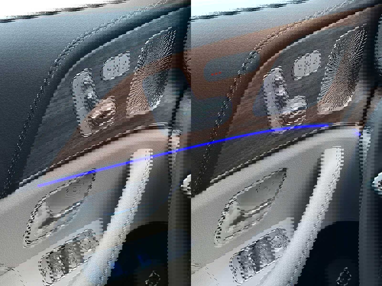 New 2026 Mercedes-Benz GLE 450 4MATIC Coupe image 34