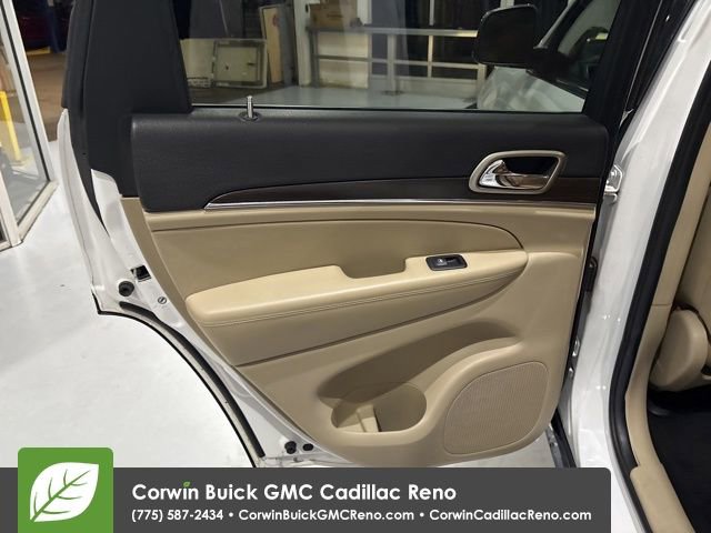 Used 2014 Jeep Grand Cherokee Limited w/ Luxury Group II image 27