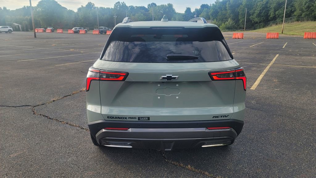 New 2026 Chevrolet Equinox ACTIV w/ Convenience Package III image 10