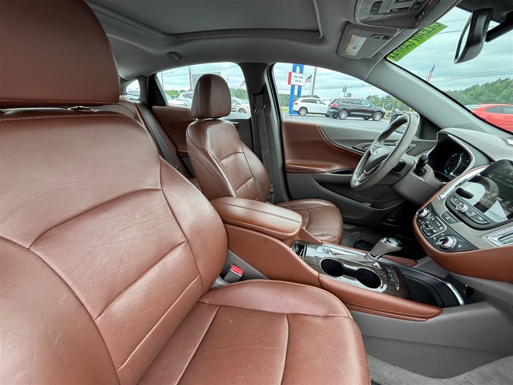 Used 2016 Chevrolet Malibu Premier w/ Driver Confidence Package II FWD image 25