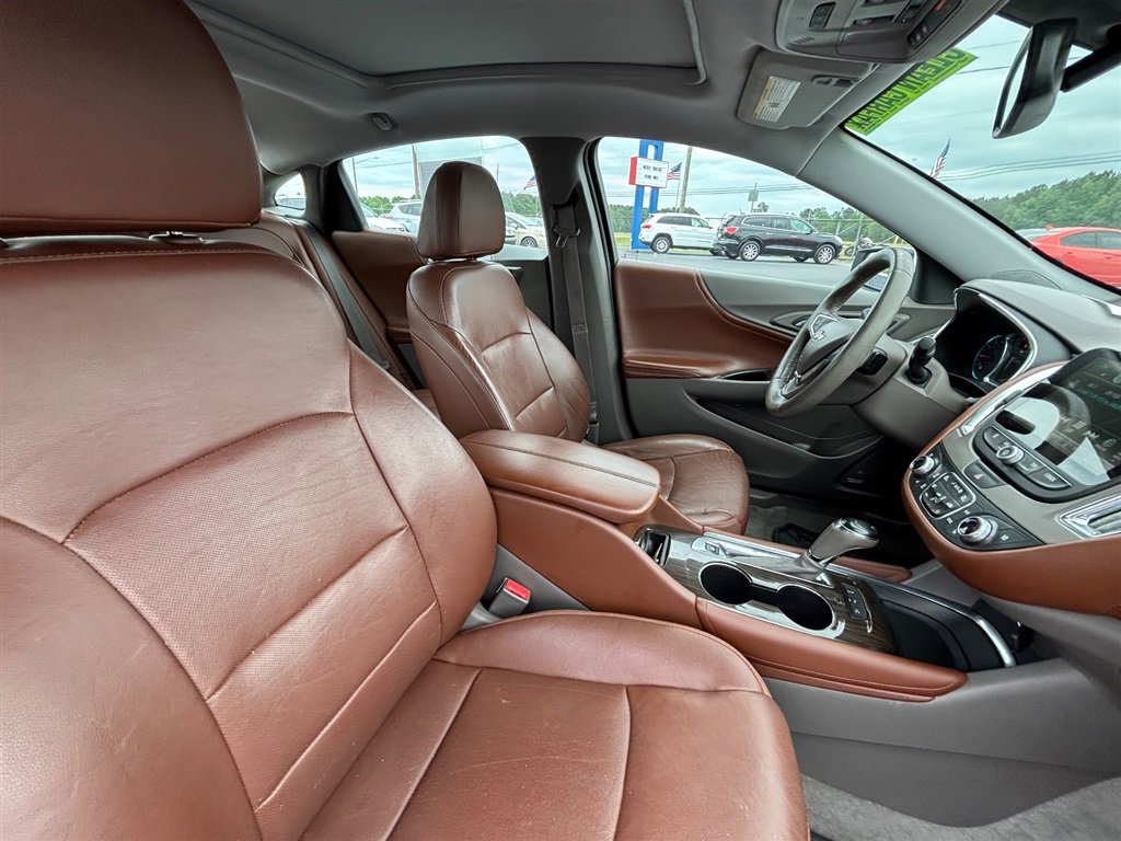Used 2016 Chevrolet Malibu Premier w/ Driver Confidence Package II FWD image 25