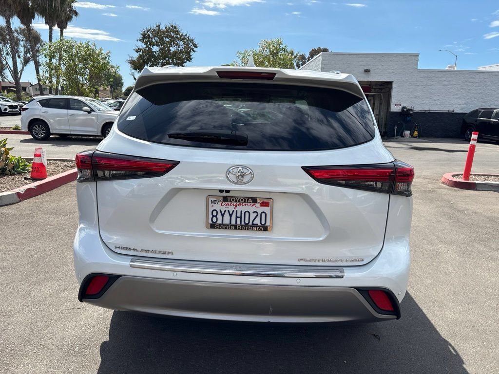 Used 2022 Toyota Highlander Platinum AWD/4WD image 8
