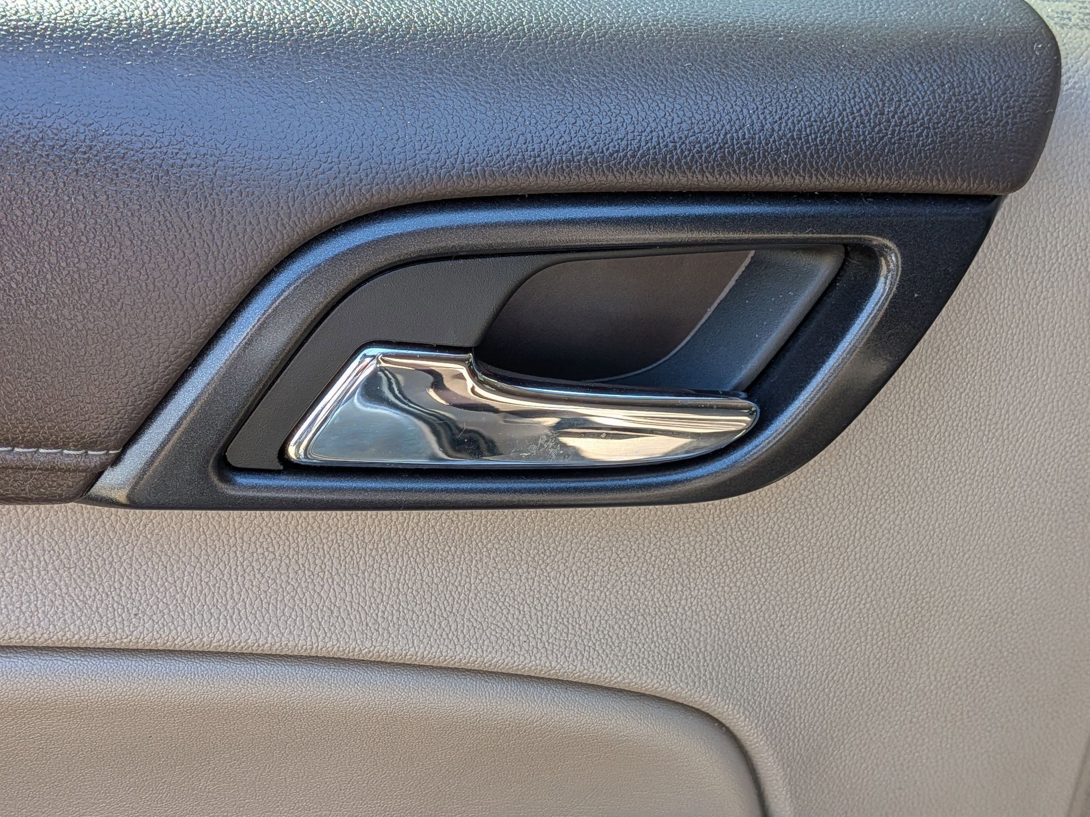 Used 2019 GMC Yukon SLT w/ Premium Edition image 29