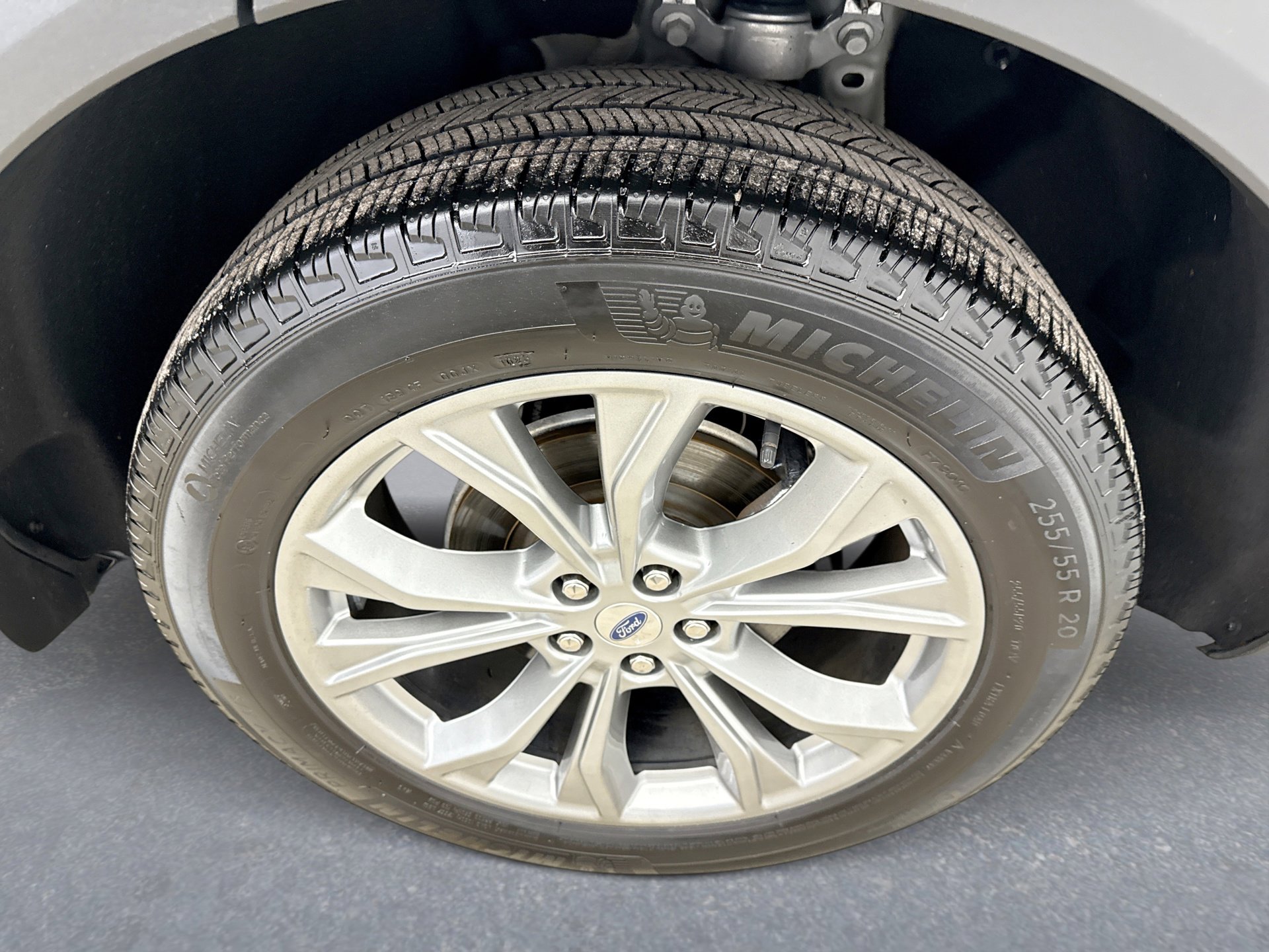 Used 2023 Ford Explorer XLT w/ Equipment Group 202A image 23